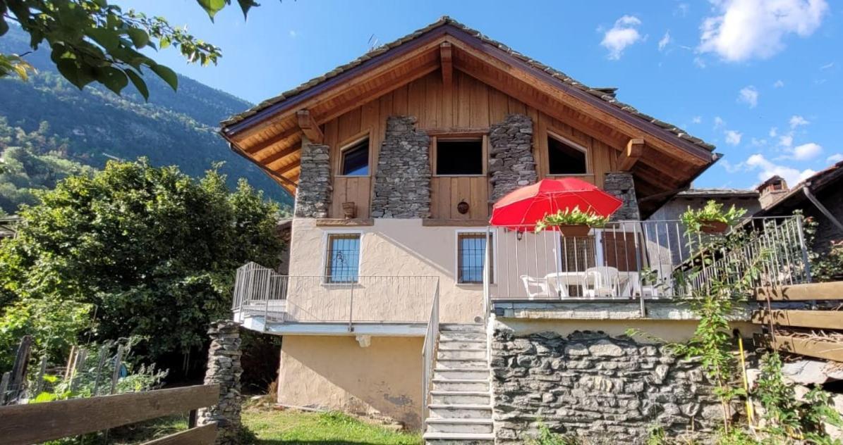 Valle D'Aosta A 360° - Ideal For Smart Working Aymavilles Eksteriør billede